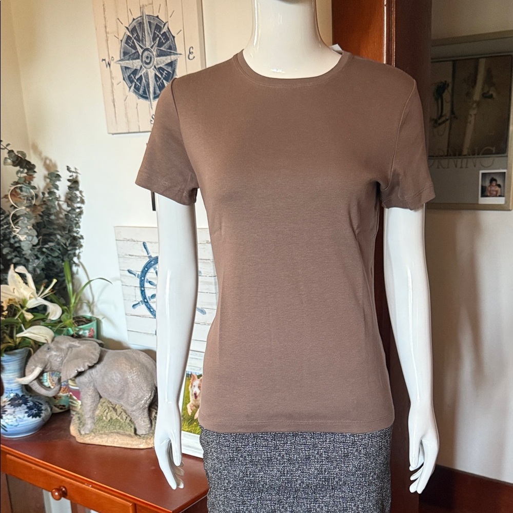 NWT northern reflections size small cotton
Classic Brown Women's T-Shirt